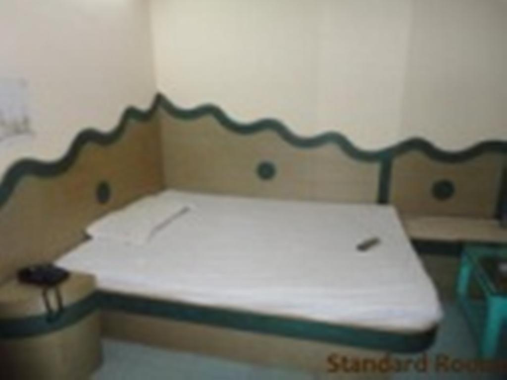 Hotel Hans International New Delhi Exterior photo